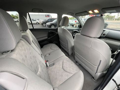 Used 2012 Toyota RAV4 FWD w/ Value Pkg image 21