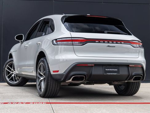 New 2026 Porsche Macan AWD/4WD image 3