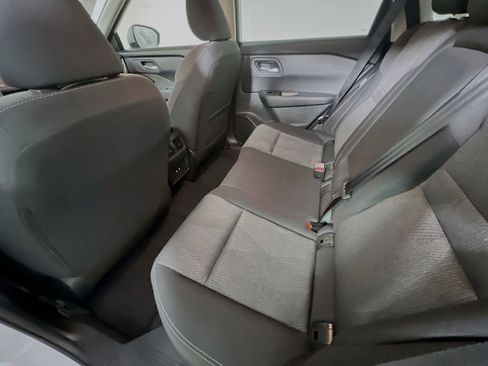 Used 2025 Nissan Rogue SV FWD image 25
