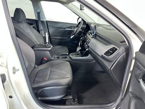 Used 2021 Kia Seltos LX image 28