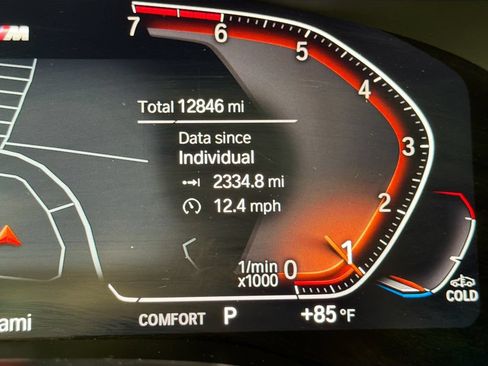 Used 2022 BMW 530i w/ M Sport Package RWD image 12