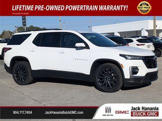 Used 2023 Chevrolet Traverse RS video 1