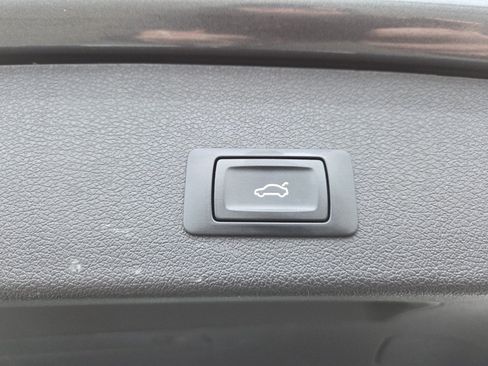 Used 2016 Audi SQ5 Premium Plus w/ Technology Package image 18