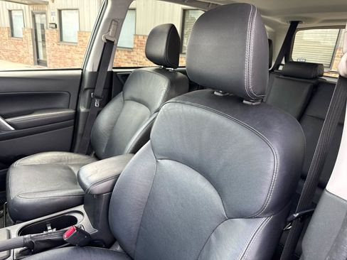 Used 2014 Subaru Forester 2.5i Limited w/ Popular Package #2 AWD/4WD image 34