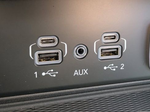 New 2025 Jeep Grand Cherokee Altitude image 20