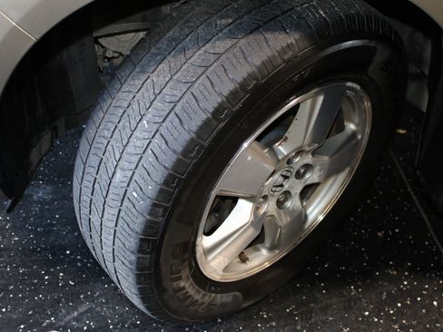 Used 2011 Honda Pilot EX image 31