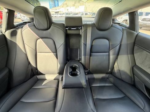 Used 2018 Tesla Model 3 Long Range RWD image 41