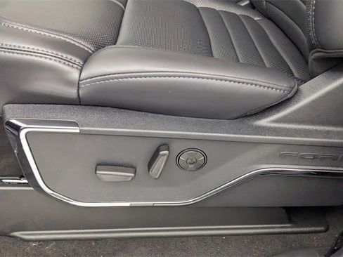 New 2025 Ford F350 Platinum w/ FX4 Off-Road Package image 30