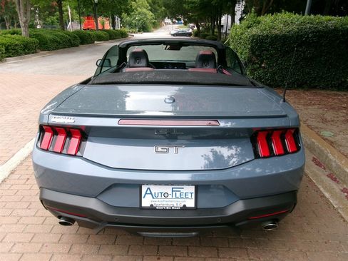 Used 2025 Ford Mustang GT Premium RWD image 8