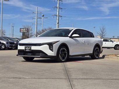 New 2026 Kia K4 EX