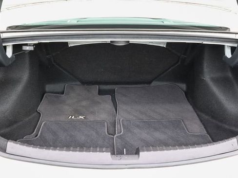 Used 2017 Acura ILX FWD image 13