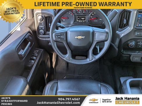 Used 2020 Chevrolet Silverado 1500 Custom w/ Custom Value Package image 16