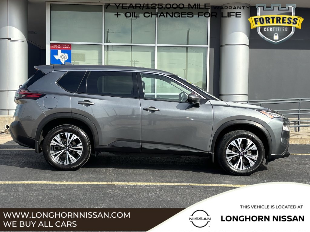Used 2021 Nissan Rogue SV FWD image 2