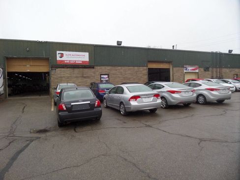 Used 2010 Chevrolet Malibu LS image 33