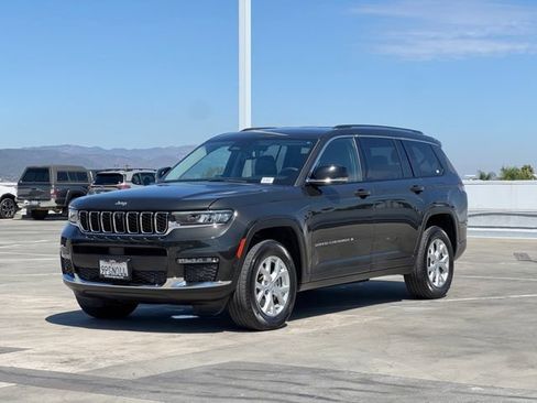 Used 2023 Jeep Grand Cherokee L Limited w/ Luxury Tech Group II AWD/4WD image 7