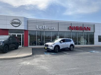 Used 2023 Nissan Rogue SV