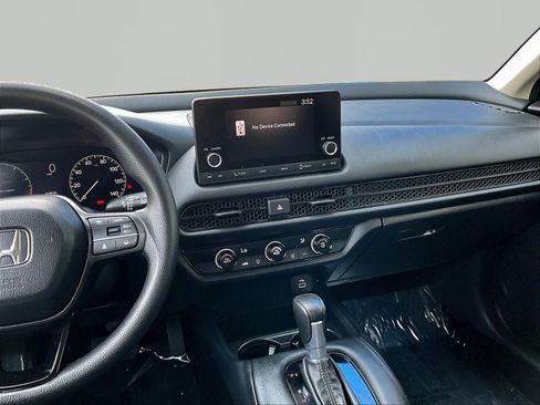 Used 2024 Honda HR-V LX image 9