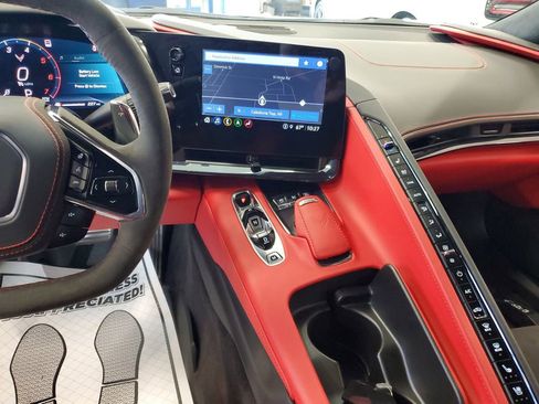 Used 2023 Chevrolet Corvette Stingray Premium Conv w/ Z51 Performance Package image 27