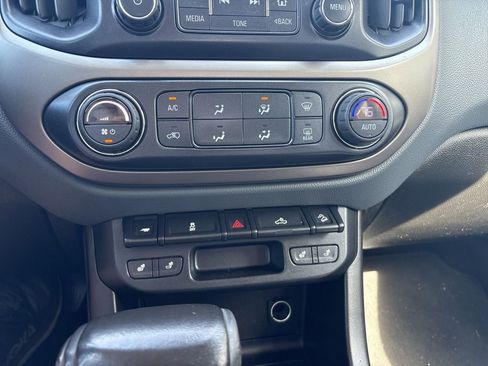 Used 2016 Chevrolet Colorado Z71 image 21