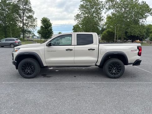 New 2026 Chevrolet Colorado Trail Boss AWD/4WD image 3