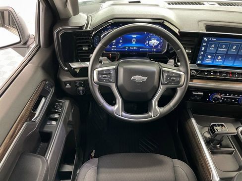 Used 2025 Chevrolet Silverado 1500 RST w/ Convenience Package II AWD/4WD image 23