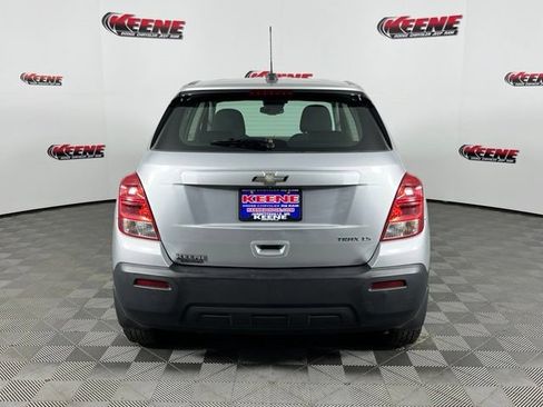 Used 2016 Chevrolet Trax LS w/ LPO, Protection Package FWD image 7