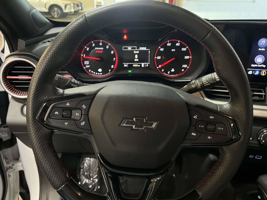 Used 2024 Chevrolet Trax RS w/ Driver Confidence Package FWD image 17