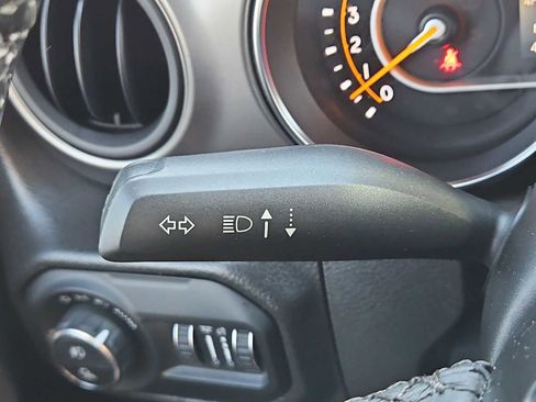 Used 2022 Jeep Gladiator Sport image 25