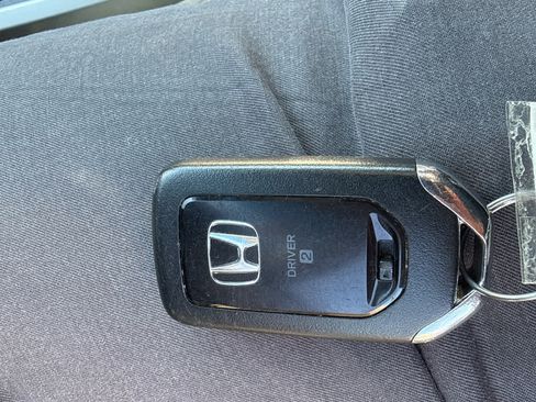 Used 2017 Honda Accord EX-L image 29