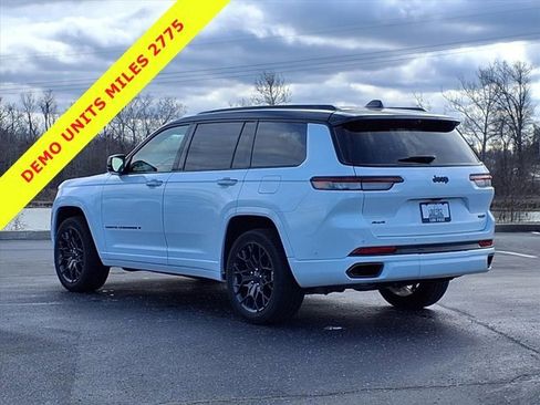 New 2025 Jeep Grand Cherokee L Summit w/ Advanced Protech Group IV image 24