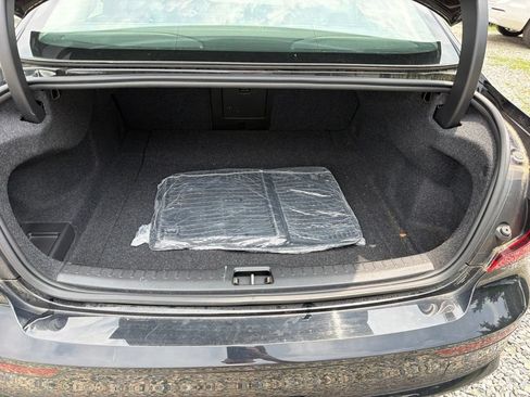 Used 2023 Volvo S60 B5 Plus w/ Climate Package AWD/4WD image 5