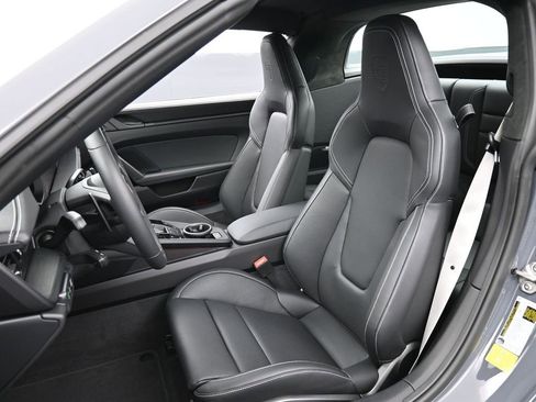 New 2026 Porsche 911 Targa 4 GTS image 5