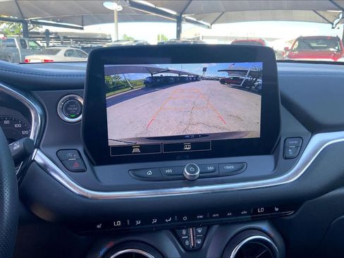 Used 2025 Chevrolet Blazer LT AWD/4WD image 58