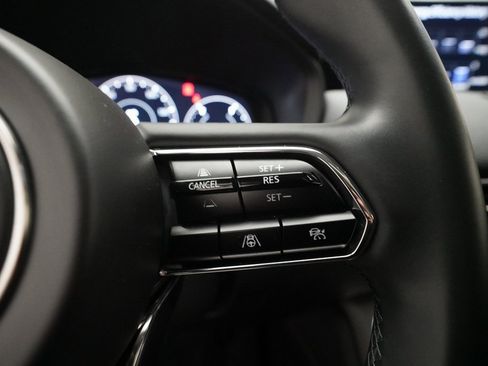 Certified 2025 MAZDA CX-70 Plug-In Hybrid w/ Premium Pkg image 19