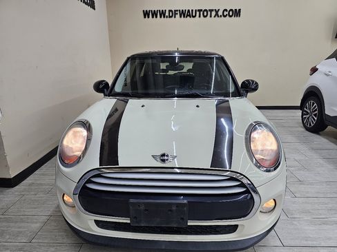Used 2016 MINI Cooper 2-Door Hardtop image 3