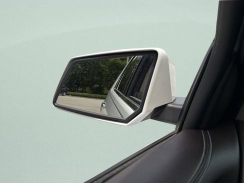 Used 2016 GMC Acadia Denali FWD image 9