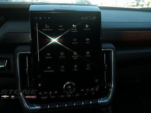 New 2025 GMC Yukon XL Denali w/ Sun & Power Step Package image 28