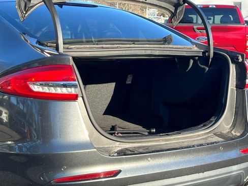 Used 2020 Ford Fusion SE w/ Equipment Group 151A image 12