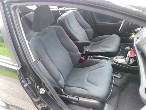 Used 2011 Honda Fit Sport image 38