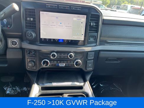 Used 2023 Ford F250 Platinum AWD/4WD image 21