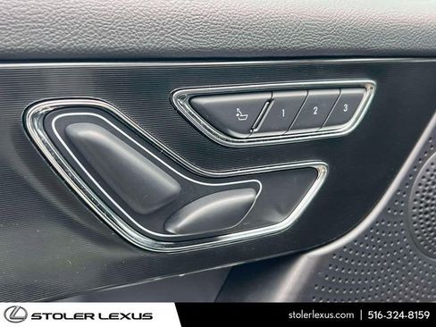 Used 2024 Lincoln Corsair AWD w/ Equipment Group 101A image 23