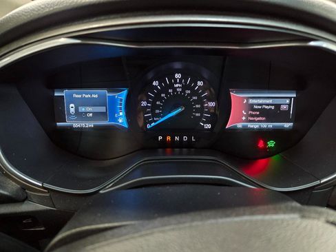 Used 2020 Ford Fusion SE image 29