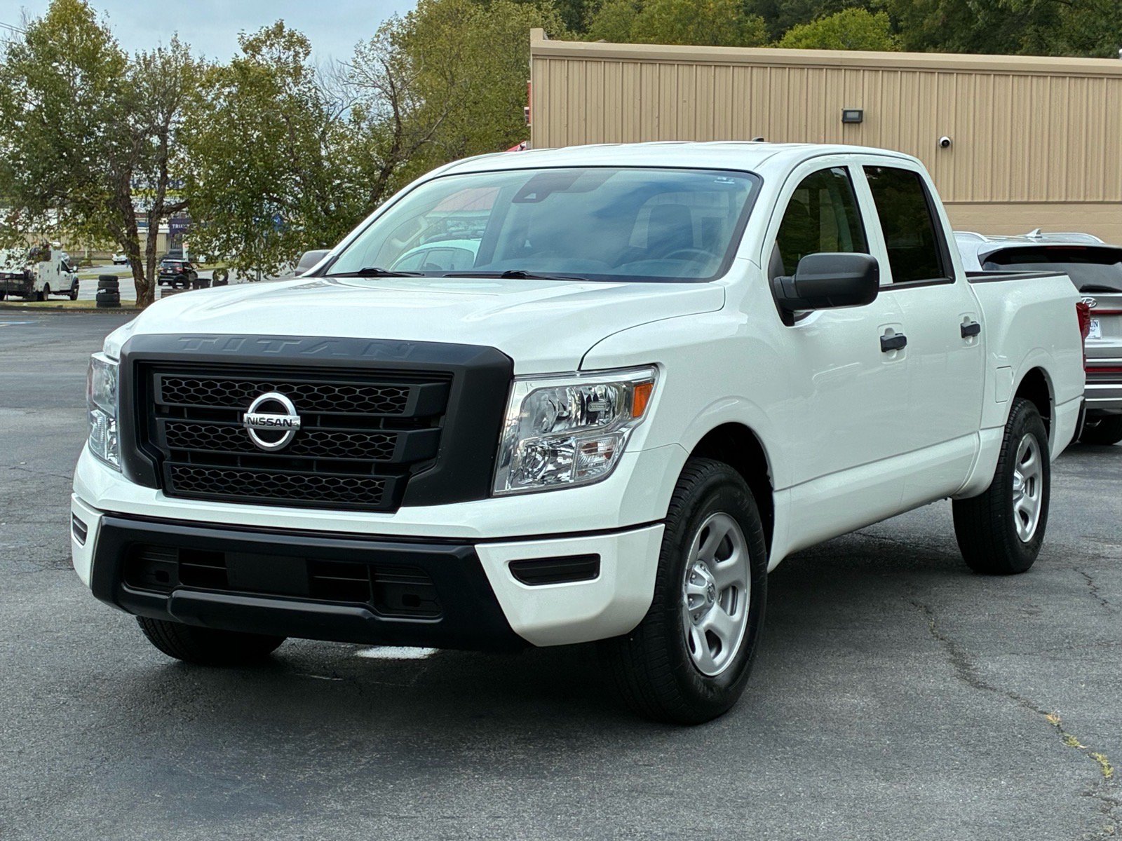 Used 2022 Nissan Titan S w/ S Utility Package RWD image 1