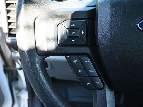Used 2022 Ford F550 4x4 Regular Cab Super Duty image 35