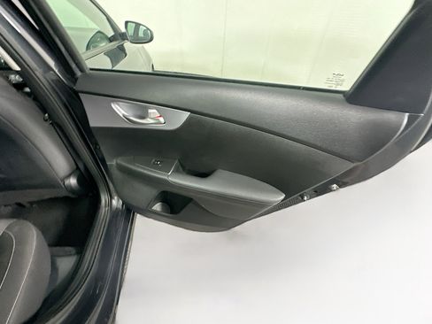 Used 2024 Kia Forte LXS FWD image 28