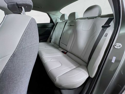 Certified 2024 Hyundai Elantra Limited image 26