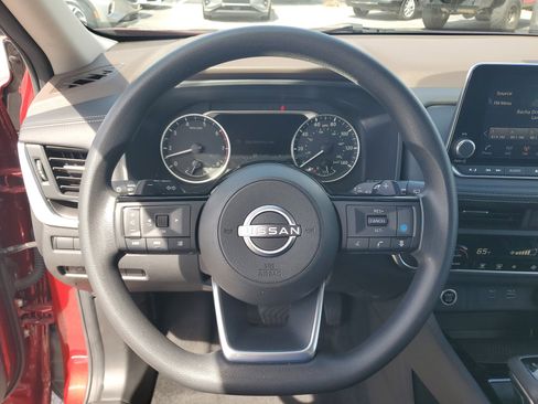 Certified 2023 Nissan Rogue SV image 16