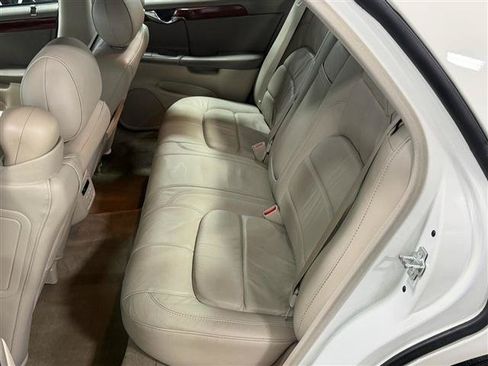 Used 2005 Cadillac De Ville Premium FWD image 12