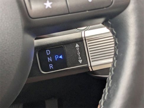 Used 2024 Hyundai Kona Limited image 22