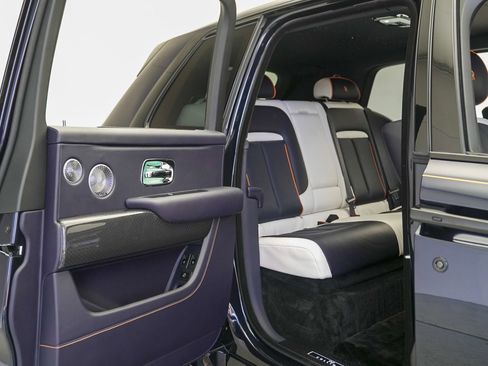 New 2026 Rolls-Royce Cullinan Black Badge image 63